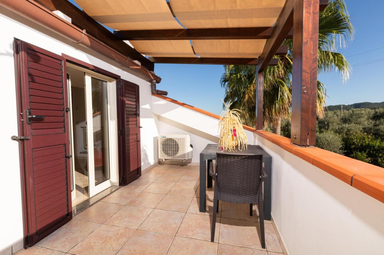 Residence Villantica Vieste Bagian luar foto