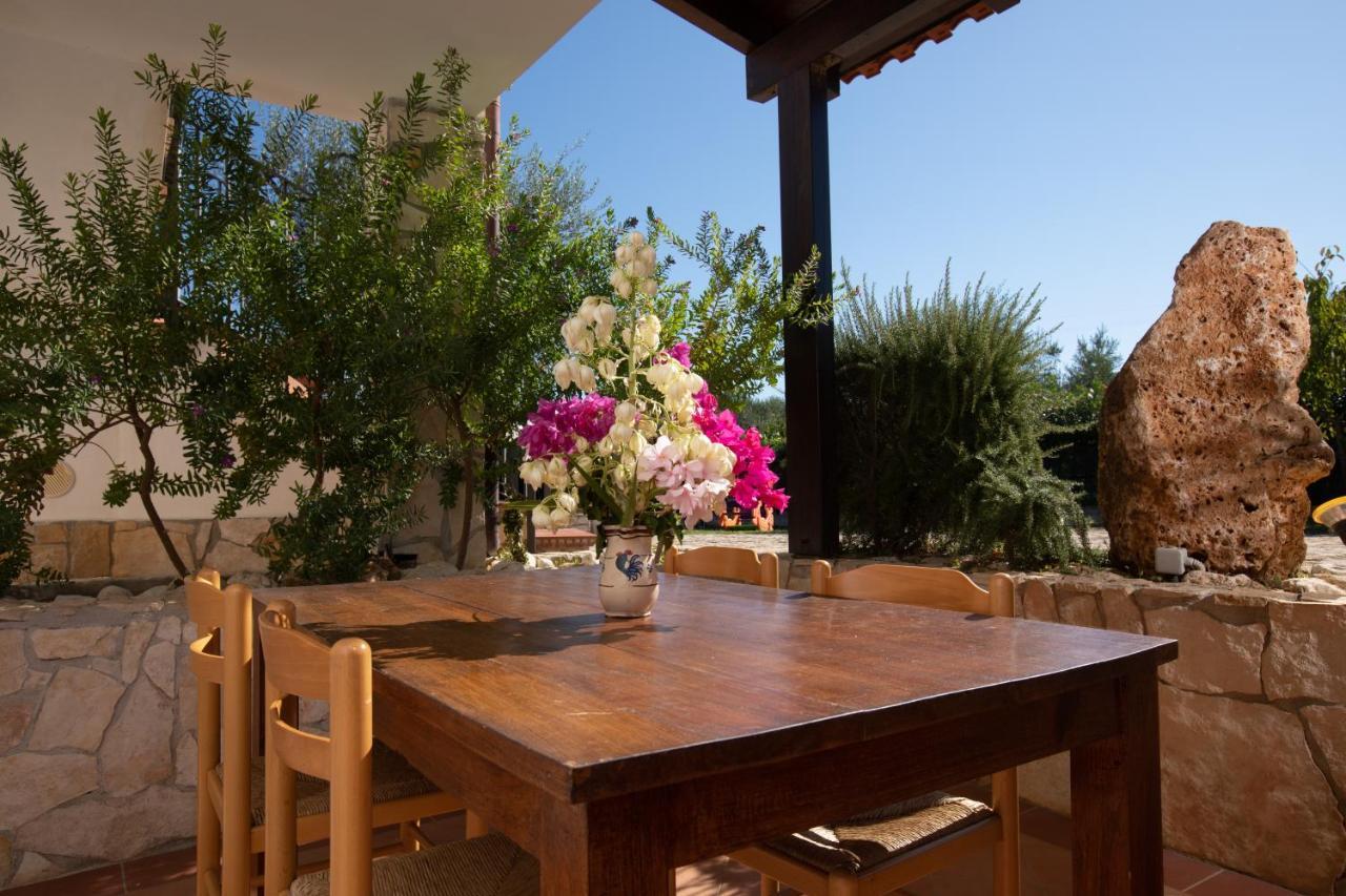 Residence Villantica Vieste Bagian luar foto